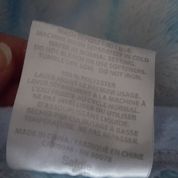 Christmas Throw Blanket - Picture 6 of 8